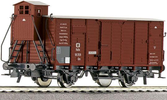 Boxcar with brakemans cabin<br /><a href='images/pictures/Roco/66244.jpg' target='_blank'>Full size image</a>